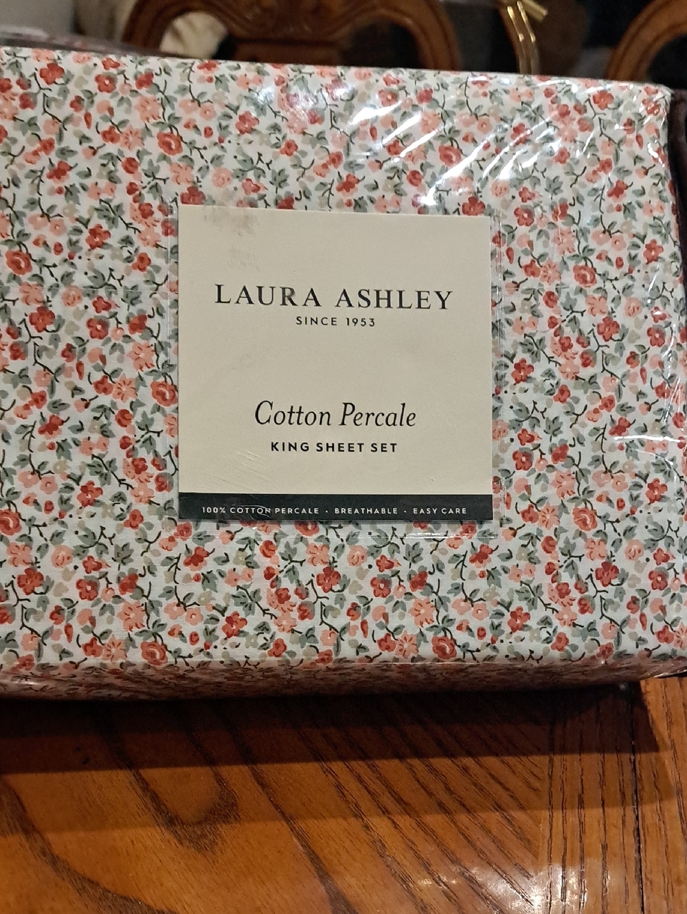 NIB NWT Floral Laura Ashley King Sheet Set. 100% Cotton Percale.